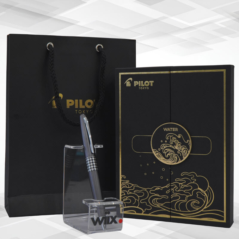 Bộ quà bút bi ký tên Pilot Retro POP màu đen cao cấp kèm hộp và túi hãng