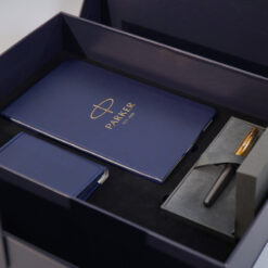 Bộ quà tặng bút ký Parker SON ARROW GREY GT-2201040 kèm sổ da, ví da; hộp và túi hãng