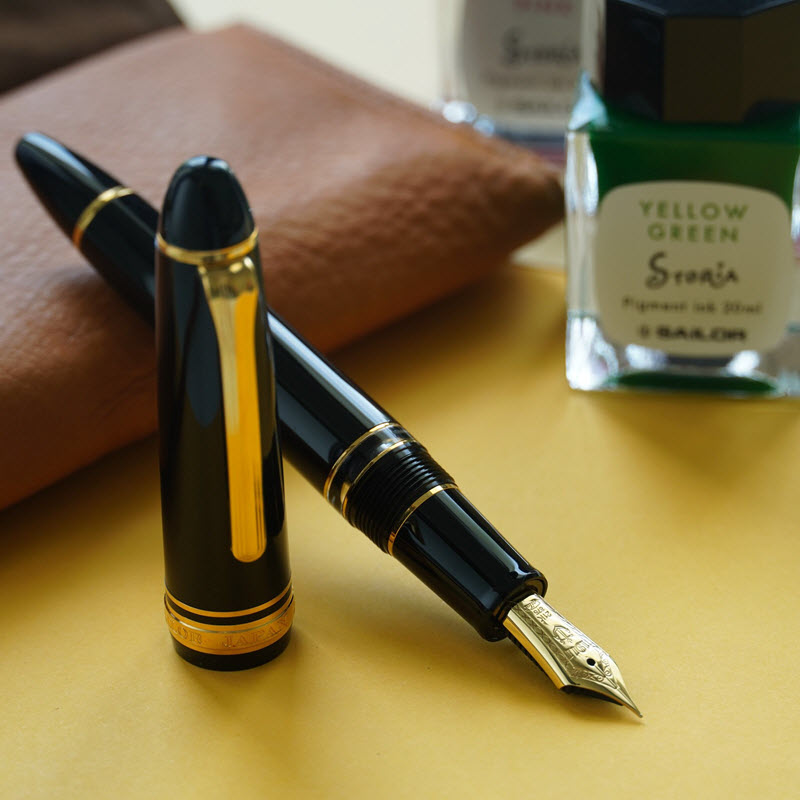 Bút Máy Ký Tên Sailor 1911 Profit Realo Black 21K 11-3924 Sang Trọng