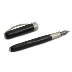 Bút Máy Ký Tên Visconti Rembrandt-S Black KP10-27-FPM Chính Hãng