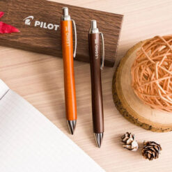 Alternative view of Bút Bi Ký Tên Pilot LEGNO Thân Gỗ Nâu Đậm Sang Trọng 0.7mm